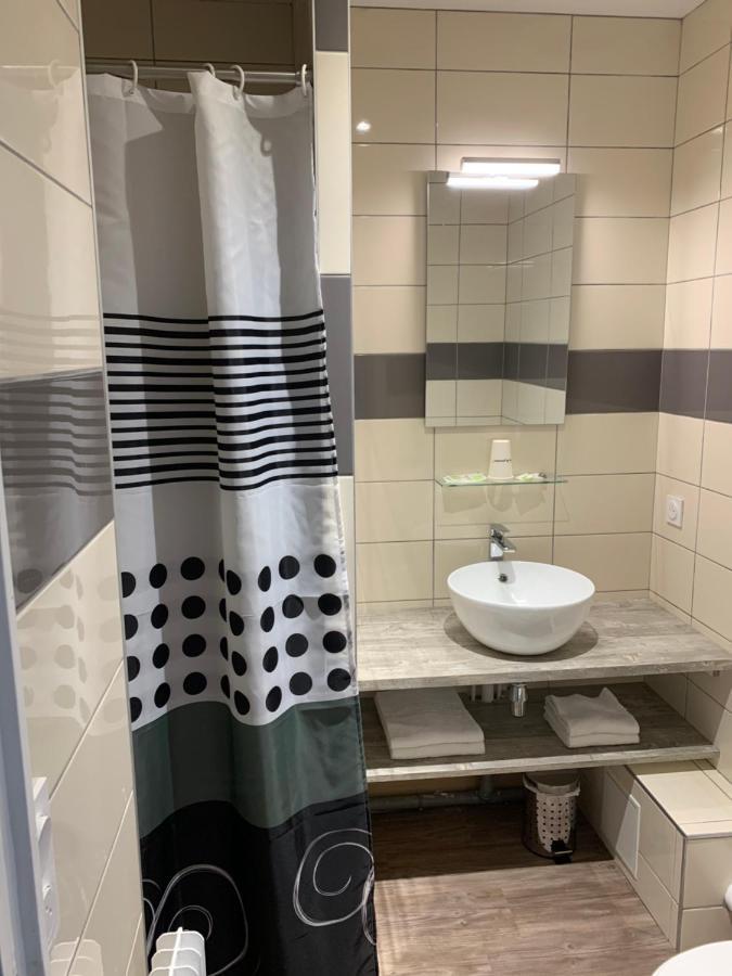 Le Relais Du Velors Ξενοδοχείο Beaumont-en-Véron Εξωτερικό φωτογραφία