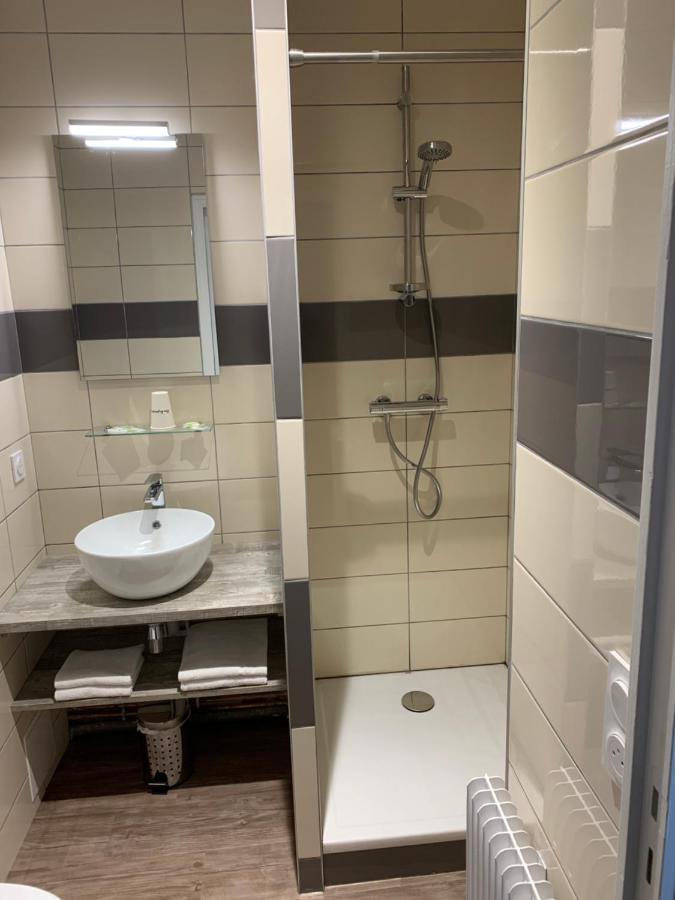 Le Relais Du Velors Ξενοδοχείο Beaumont-en-Véron Εξωτερικό φωτογραφία