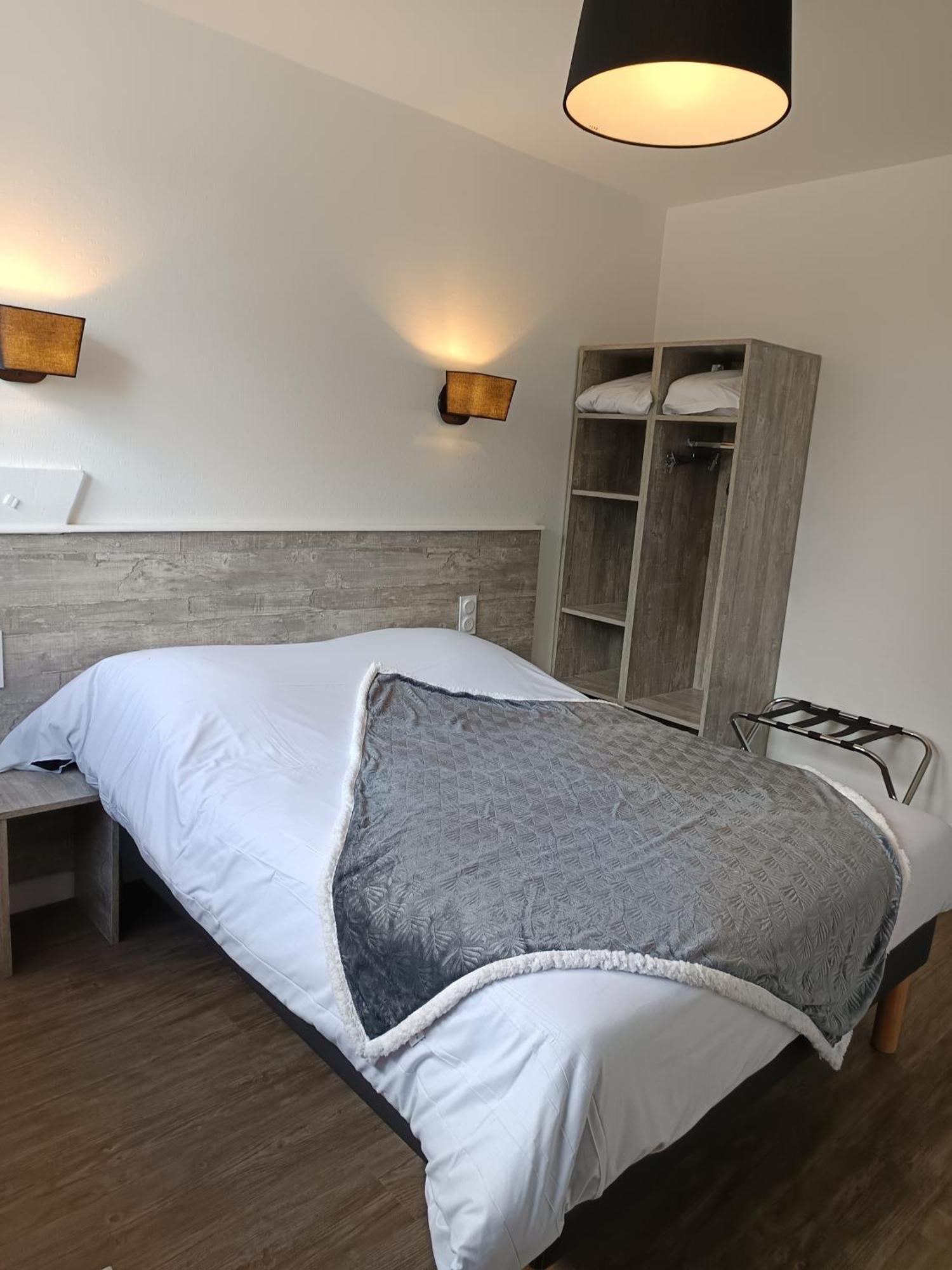 Le Relais Du Velors Ξενοδοχείο Beaumont-en-Véron Εξωτερικό φωτογραφία